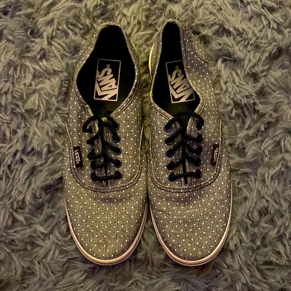 Vans, lace up